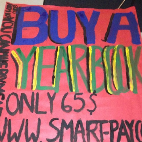 YOGTHS4x 
Buy your yearbooks full color!65$ 
Got to room 109 or just go to http://t.co/T9ieL09T