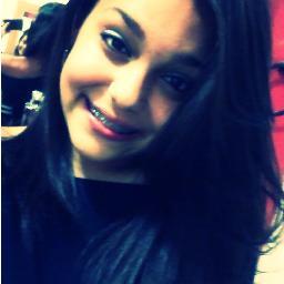 adoro minhas amigas minha familia e os meus seguidores amoooo muitooo eles ♥♥♥