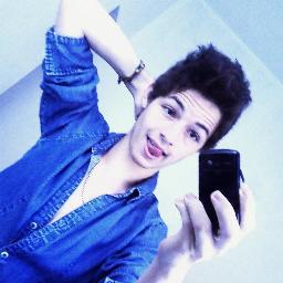 Bio? O Bio saiu com a Bia e eu num sei que horas volta '-'