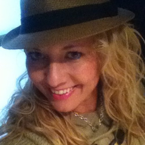 Owner of Dark Labyrinth Films. Currently working on preproduction of first horror film Feed on Fear.