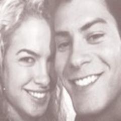 7 bilhões de sorriso e o de vocês são os meus preferidos. Ida e volta até o infinito (...) ❤