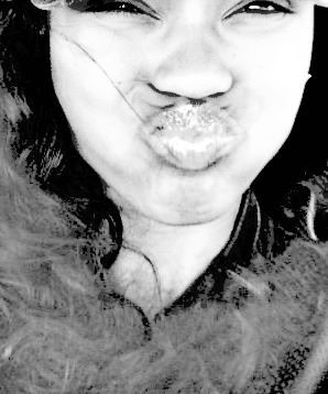 kool,funny,intelligent ,1-23 lol=) #TeamAquarius#Teamclassychick