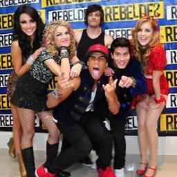 A vida é cheia de escolhas,
Uma delas, escolhi 
VOCE!!

Rebeldes
