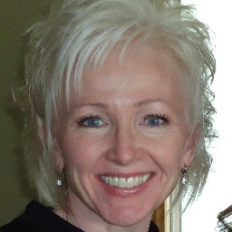 juliaonecake's profile picture. 