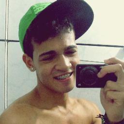 - eu quero é ser feliz antes de mais nada ♪ .Contato: notfelipe@hotmail.com
http://t.co/iOrBaxTd