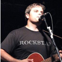 Music lover. Songwriter as a hobby. Love life, love, laugh, music, outdoors and techno. You can listen to my music http://t.co/UrVtuPyHo1