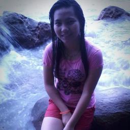 Hey! I just meet you, and this is AWESOME ;) Just follow me yaa, and i will follow you back :) Suszeana my name was given, just call me suzie XD