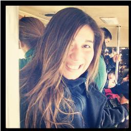 Estudiante de Enfermería. Hija de Dios y Discípula de Cristo. De carácter fuerte pero sensible. Si de Dios se trata, lo demás no existe. Bendecida en extremo!!!