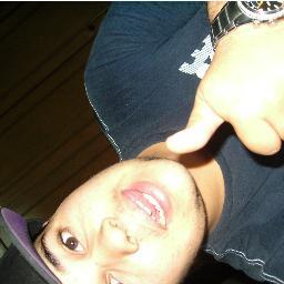 levo a vida no sorriso ! $$$