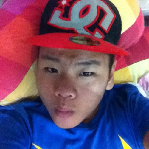 13 !! Officially a Siglapian... Im a football freak !! Follow to understand me more !