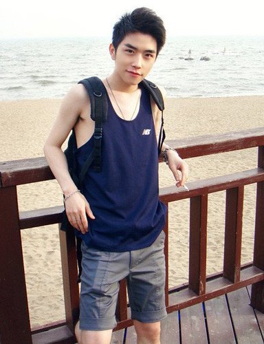 elfonsonmichael's profile picture. Want to know the real me just DM