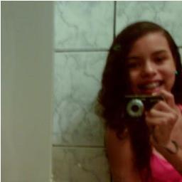 Não basta sonhar.você tem que realizar.Não basta falar.Você tem que agir.Não basta querer.Você tem que merecer