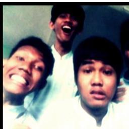 aDjjIeJaKoEsZ36's profile picture. - we're living - we're smart - we're fun - we're free - we love friendships - we're a rebel - we don't like to judge - we,re in the mood for Reggea :D