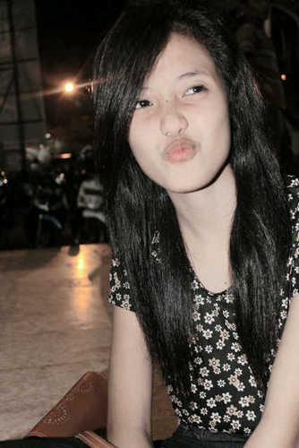 Hy i'm Bi , follow atau mentions aku yaa ;)