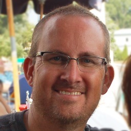 Creative Director / Art Director / Product UX Designer