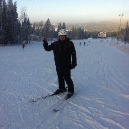 lomaevsv's profile picture. 