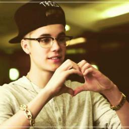 BieberOverflows's profile picture. Follow me on my other account \(^.^)/