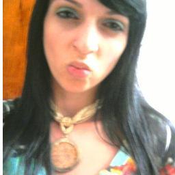 Eu prefiro confiar só no amor de Deus, pois o que o dinheiro não me dá, Ele já me deu.