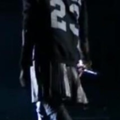 Follow, RT, and tweet if you like Kanye West's Skirt from the Sandy relief concert.