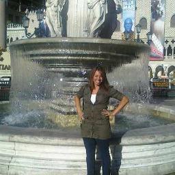 Forgiven and loved child of God.Wife to a man of God.Mother of 5. Blessed!