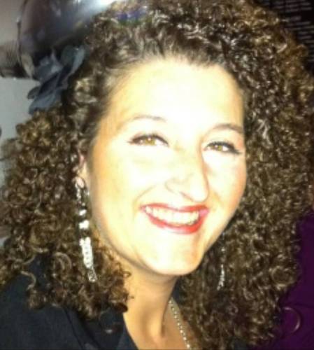 Knitter,Fun loving,love life. Follow me on Facebook http://t.co/CdBAJvBDZE