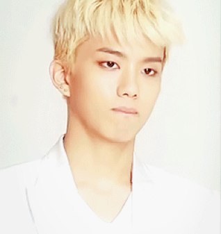 I'm just a normal girl lives in a normal world and I'm 17 Y/O.....I'm gonna go 2 Korea 1 day....Big fan of B.A.P only