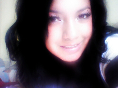 Hermosa mujer que le encanta la musica, pasar buen rato con los amigos, amorosa poeta con un corazon enormeee! ♥ http://t.co/sIFggDFa