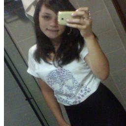 Nem melhor ; Nem pior .. Apenas diferente :}.