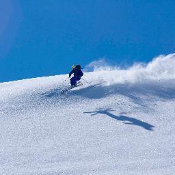 Hello, my name is Sander and I am a professional ski instructor. I am a full cert. Swiss, German and Austrian ski instructor.  Snow Pro and ISIA pro-card holder