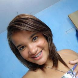 sou assim feia,divertida e as vezes inritante