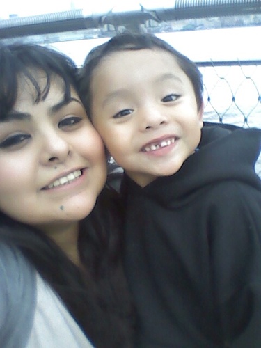 peke_avero's profile picture. born n raised in cali... housewife&&full time mother! :-)