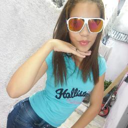 Muitas pessoas dizem q amam...Poucas pessoas sabem amar....Amar é uma palavra curta..mas um sentimento eterno!!!!!Amor esta dentro do nosso coração ..