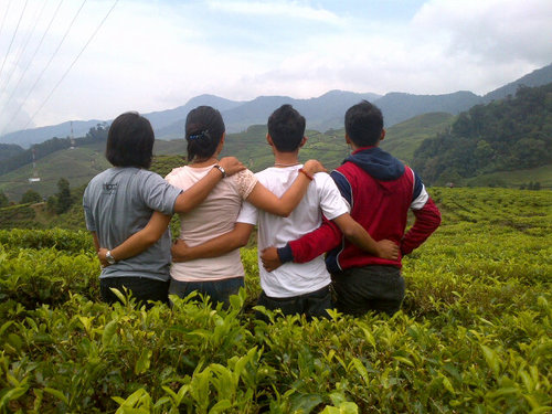 tehusiarana_rh's profile picture. anda dan saya hanya sekumpulan tulang & daging | Nyong TUHAHA - SAPARUA | MENA MURIA | Juventini ★★★ | Linkin Park Street Soldier | Parkour