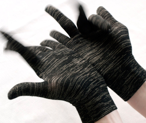 SS_Gloves's profile picture. Touch screen gloves that are thin, soft, stretchy and fit like a second skin. They are precise and accurate and work effectively with all 10 fingers.