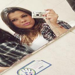 Quando eu penso em desistir, eu lembro o quanto foi difícil chegar até aqui. (...) Faça-me uma pergunta ! http://t.co/SsBE6oXm