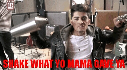 1DLoveMachine's profile picture. That chick that makes everything about @onedirection. Vazz Happeniń?