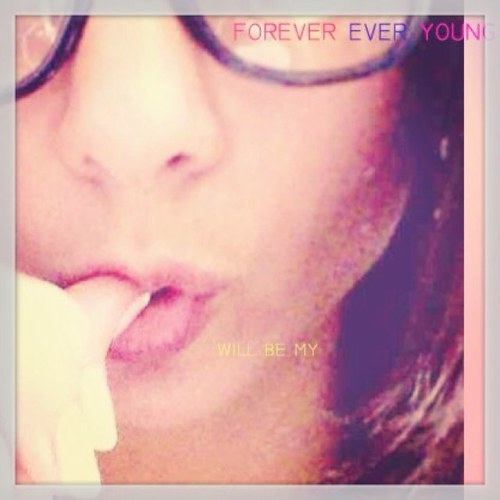 Juhls_Hanna's profile picture. observer of the Galaxy