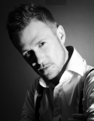 Astapchik007's profile picture. Журналист, ведущий 100ТВ, читатель и писатель:-)