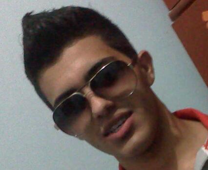 Oi, bem vindo.' 15 anos, #SPFC, amor da minha vida ( JOSY ) unidos pelo senhor.. Deus é fiel em minha vida, segue, no caminho eu te conto.'