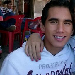 eddylpzrdz's profile picture. 