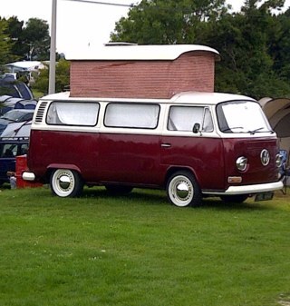 robwolves66's profile picture. Whatever happened to dear old gold and black? The great Stan,Billy,Bully... Whatever happened to the heroes? Whatever happened to Wolverhampton Wanderers?