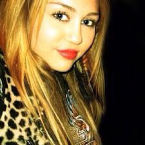 MileyStewart83's profile picture. Just being me, thats what I do best. I'm Miley. 19. I'm an American girl at heart ♥ [Instagram: @mileyraes]