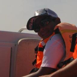 soy chistoso , alegre comparto con mis compañeros http://t.co/fKVbX8oQ