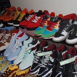 tweeting shoes 24/7