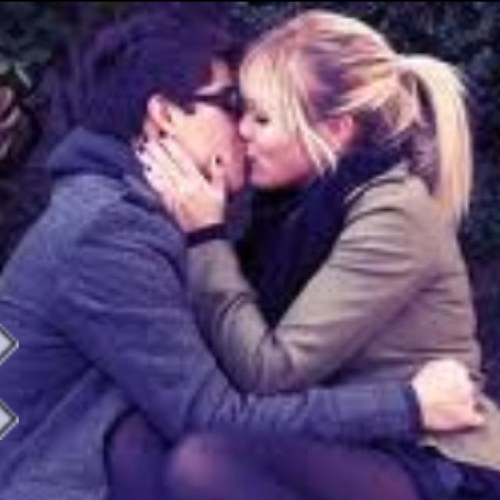 Follow for great love song lyrics, shoutouts and relationship posts! Goal: 1K by Feb!