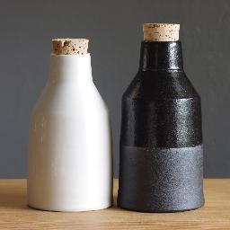 vitrifiedstudio is a ceramics studio located in portland oregon focusing on minimal modern simple utilitarian ceramics.