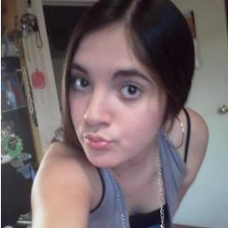 17 Year Old Girl Just Trying To Be Someone..