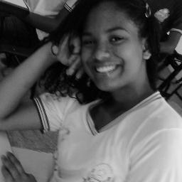 We are only one.. Familia, amigos, musica, mais familia, amigos e muita musica, canto pra me expressar~), Foco Força e Fé