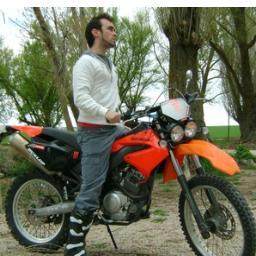 KinoDRD's profile picture. De profesión odontólogo, me gusta seguir de cerca a la vida montado en mi moto.. ¡No se me va a escapar!.