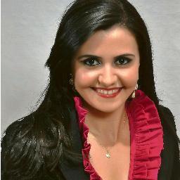 Graduada em Letras e atualmente cursando Contabilidade e Pedagogia. Brasileira,sãobentense, paraibana. Assopraram o pó da intensidade e eu nasci. Amém!!!